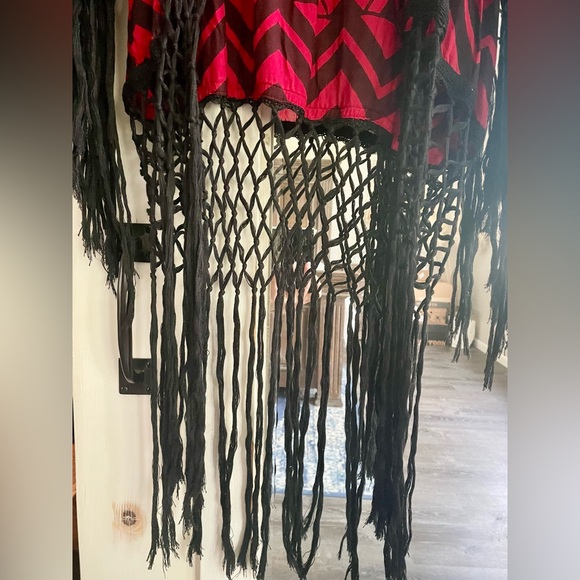 SPELL | Vintage Opium Fringe Tassel Kimono Red + Black - Picture 9 of 11